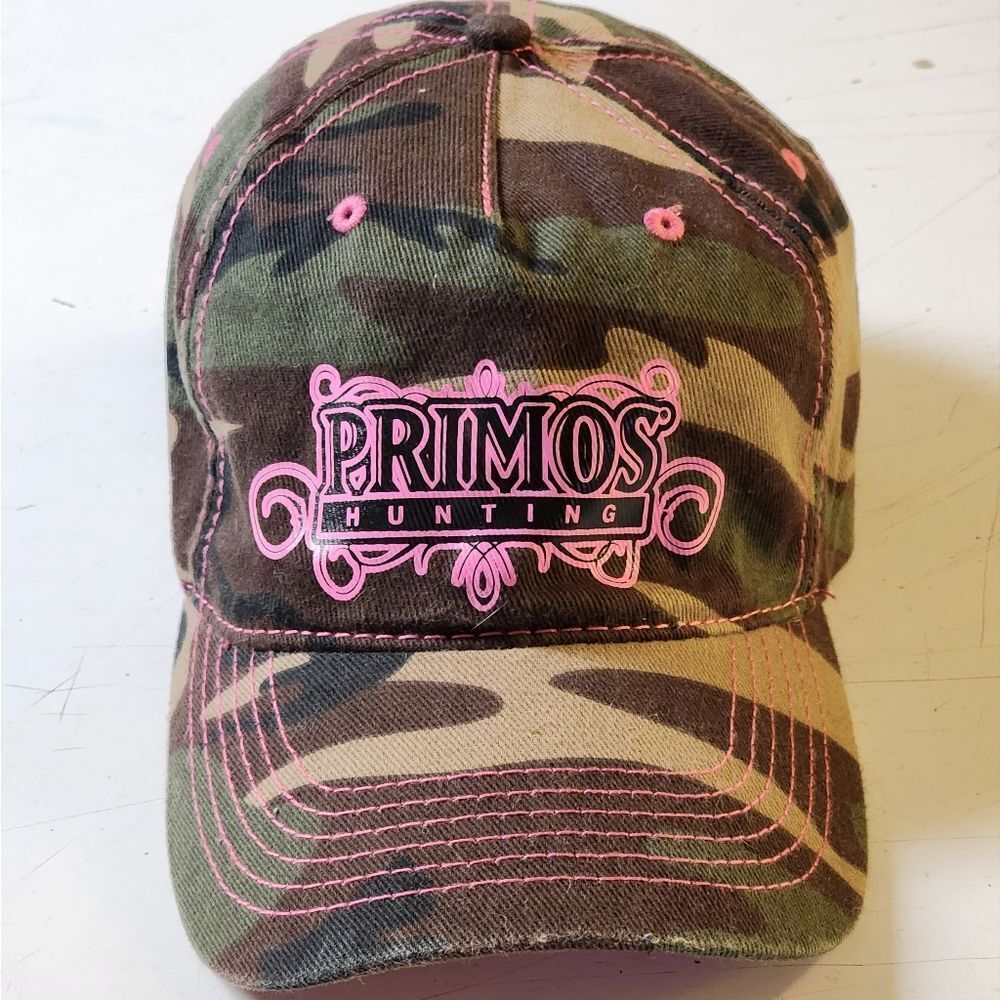5/$21 ❤️ PINK CAMO GIRLS AND WOMENS HAT